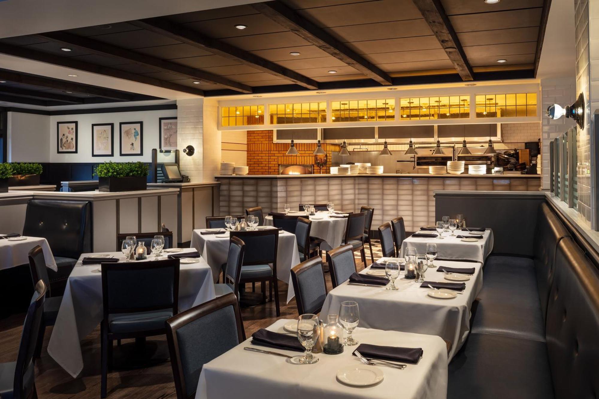 Four Points By Sheraton Norwood Conference Center Екстер'єр фото